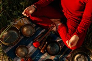 Energy healing practices to rejuvenate your aura